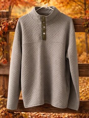 Men’s Quilted Sonoma Stylish Quileted Pullover. Perfect for fall layering! Size